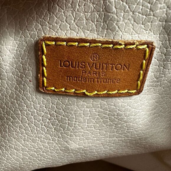 Louis Vuitton Vintage Monogram Sac Plat Tote Bag - Picture 6 of 16
